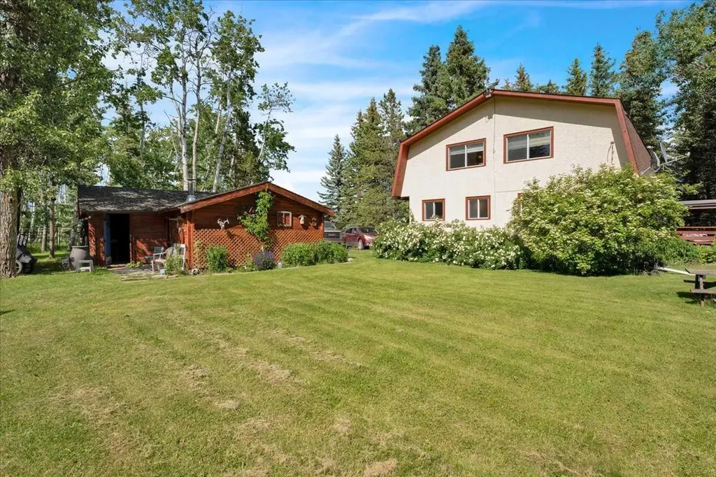 304241 278 Avenue W Rural Foothills County AB T0L 1K0