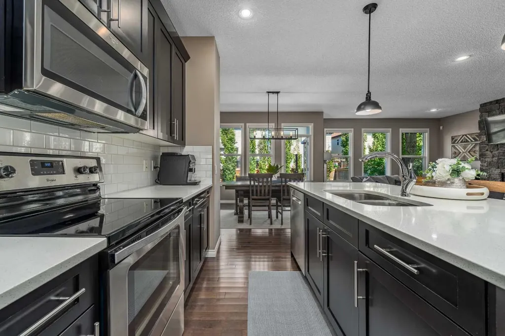 220 Copperpond Green SE Calgary AB T2Z 1H9