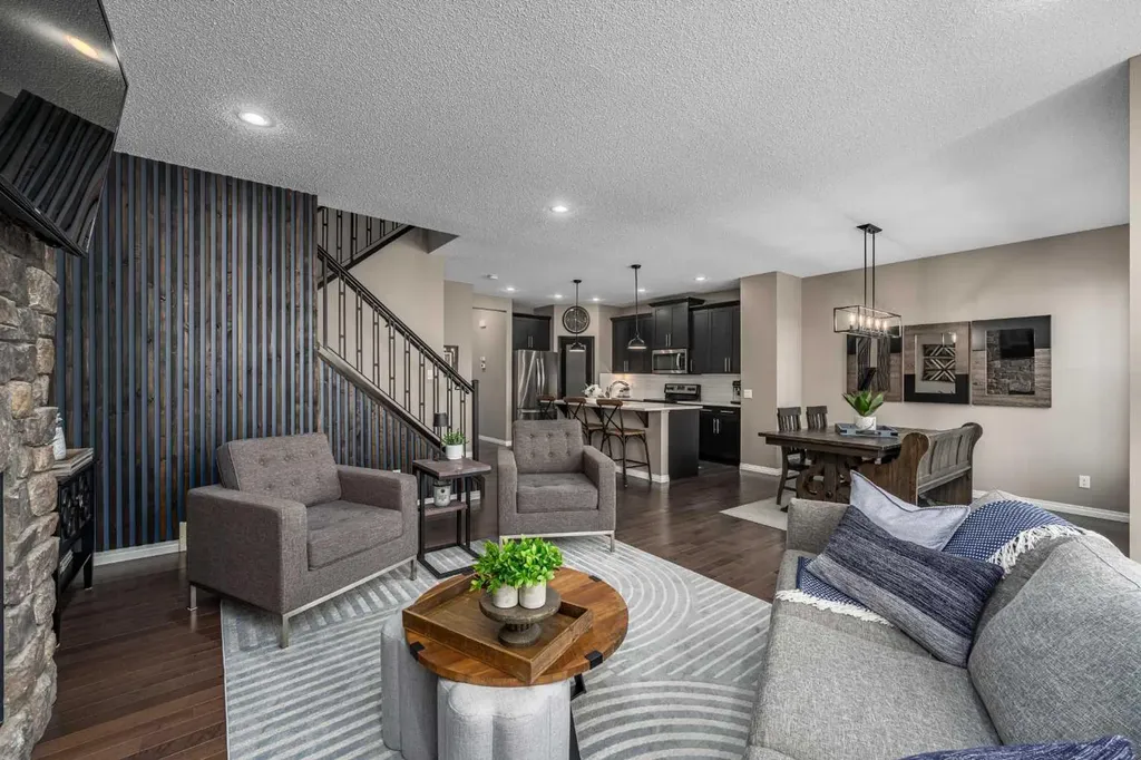 220 Copperpond Green SE Calgary AB T2Z 1H9