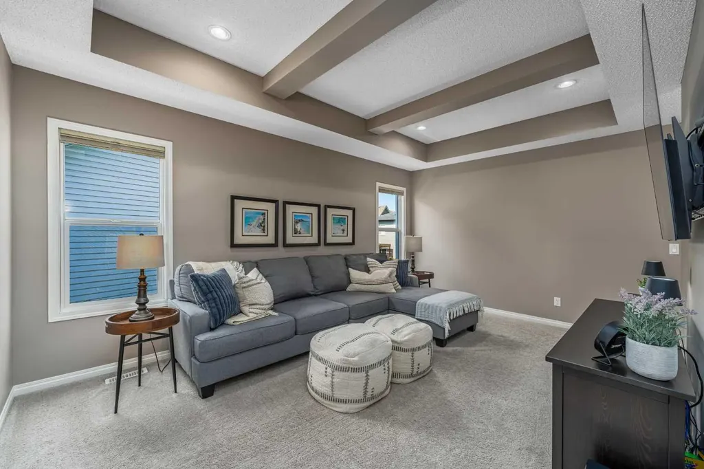 220 Copperpond Green SE Calgary AB T2Z 1H9