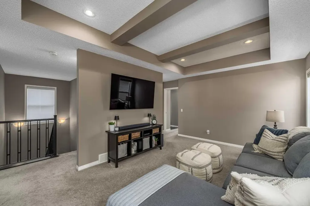 220 Copperpond Green SE Calgary AB T2Z 1H9