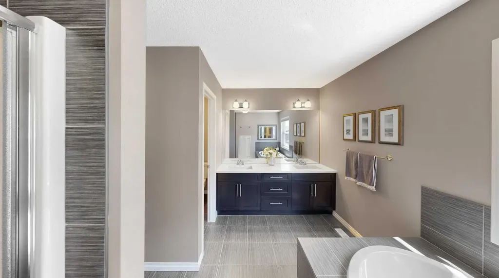 220 Copperpond Green SE Calgary AB T2Z 1H9