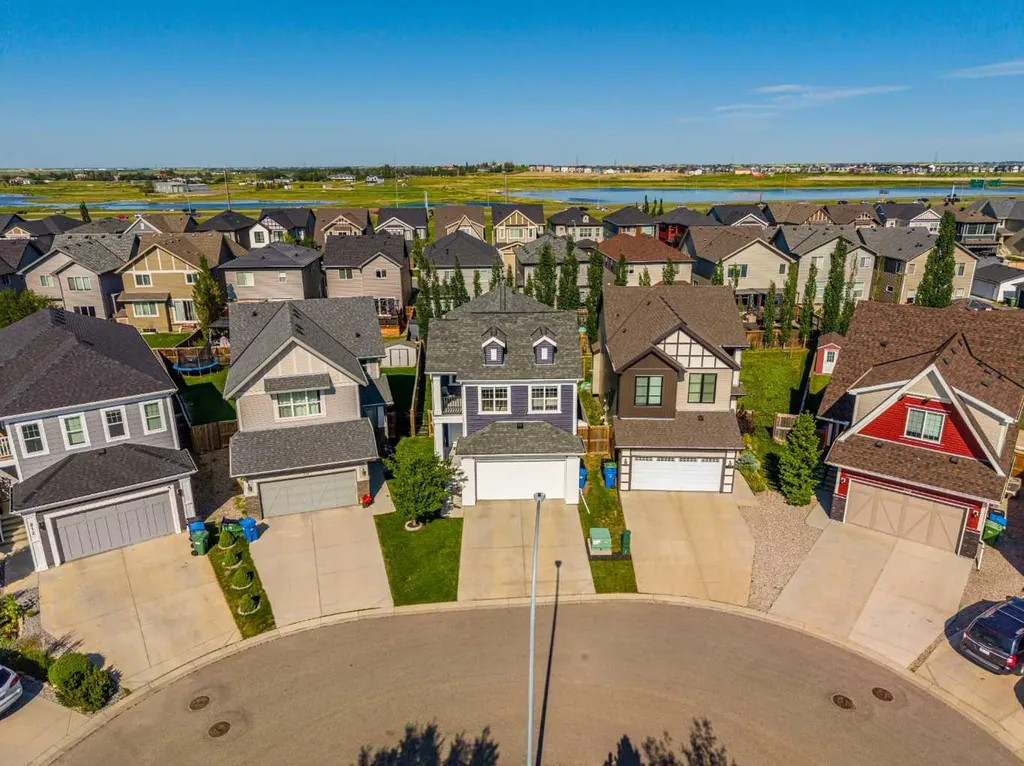 220 Copperpond Green SE Calgary AB T2Z 1H9