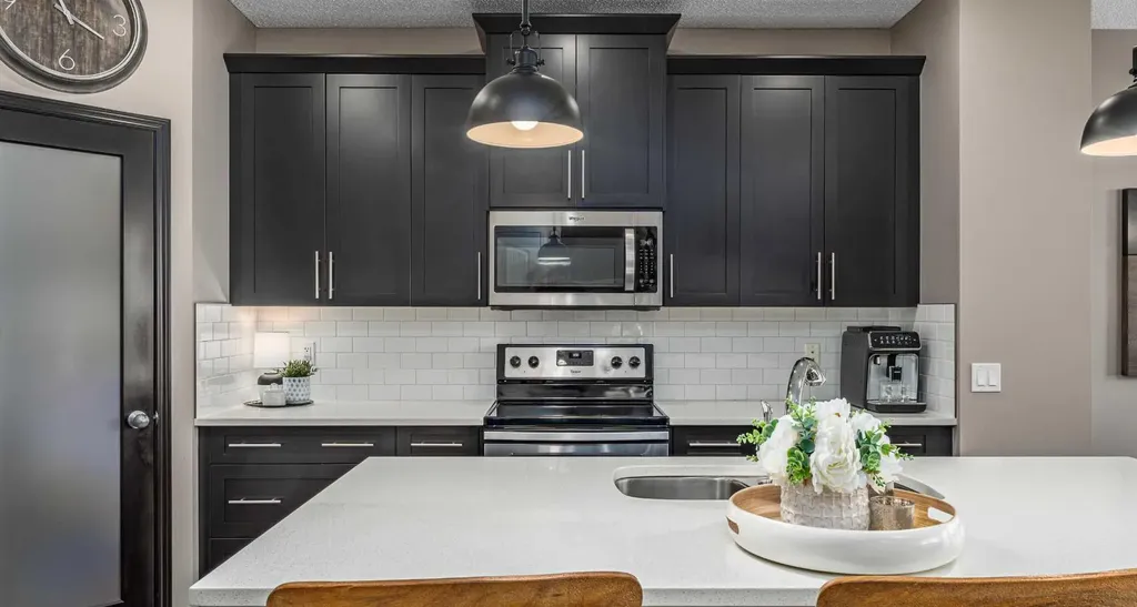 220 Copperpond Green SE Calgary AB T2Z 1H9