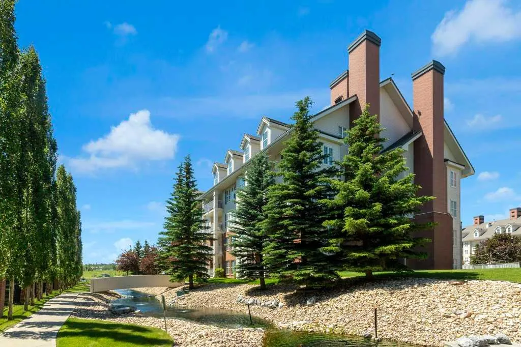 151 Country Village Road NE Calgary AB T3K 5X5
