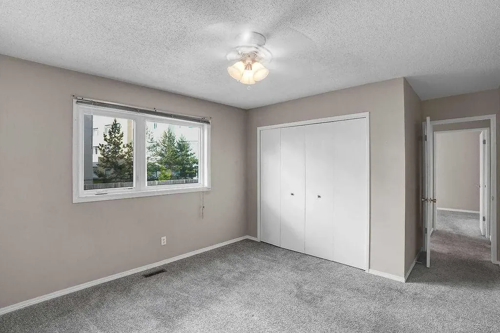 151 Midlawn Close SE Calgary AB T2X 1A7