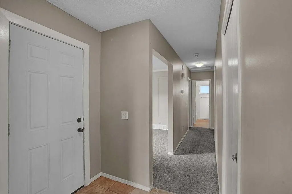 151 Midlawn Close SE Calgary AB T2X 1A7