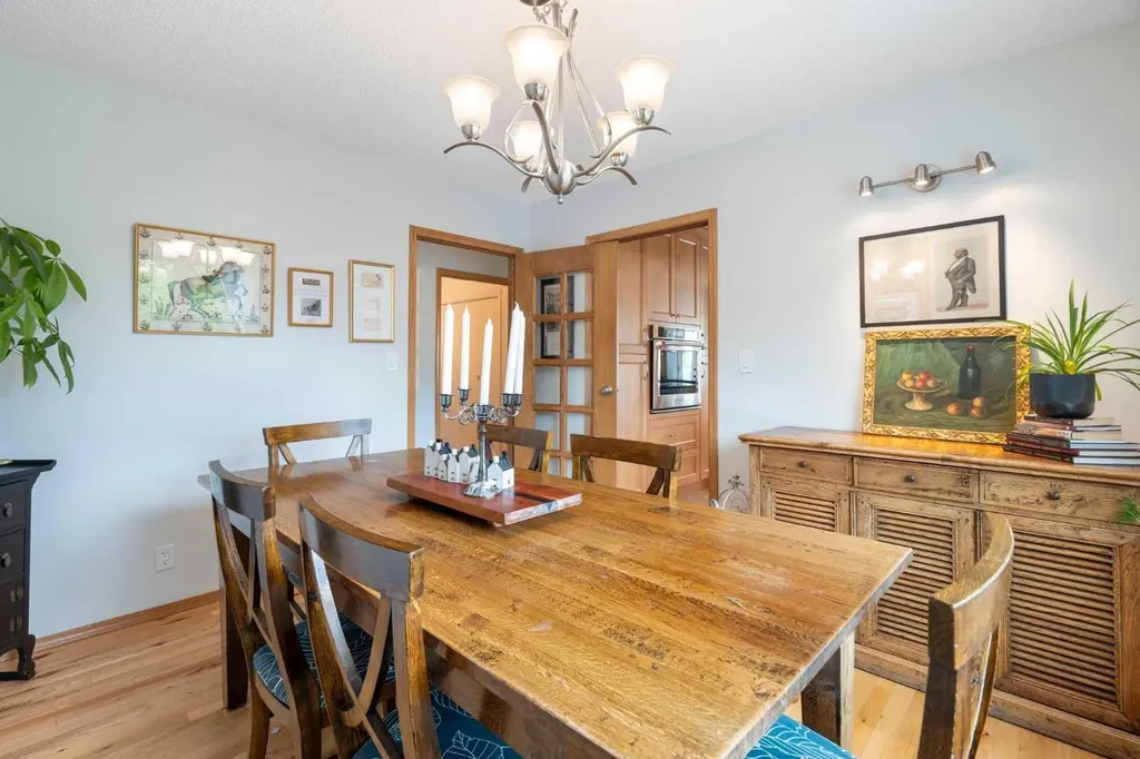 31 Biggar Heights Bay Rural Rocky View County AB T3R 1H4
