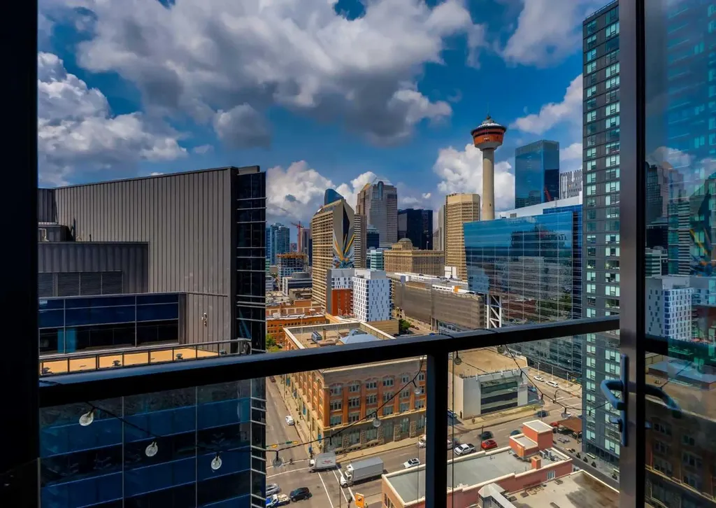 225 11 Avenue SE Calgary AB T2G 0G3