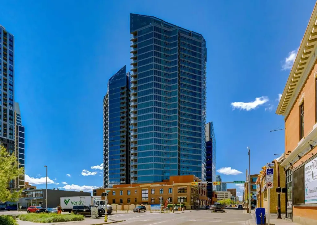 225 11 Avenue SE Calgary AB T2G 0G3