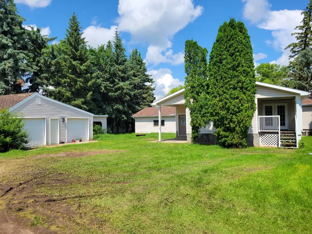 108 2 Avenue W Alliance AB T0B0A0