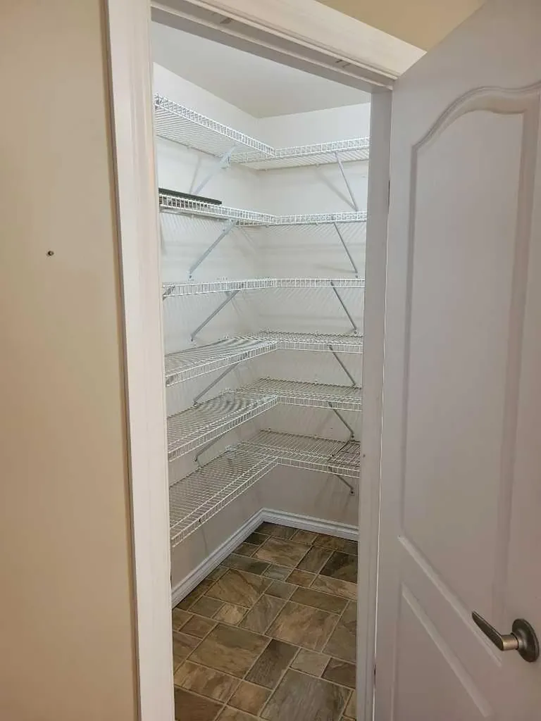 108 2 Avenue W Alliance AB T0B0A0