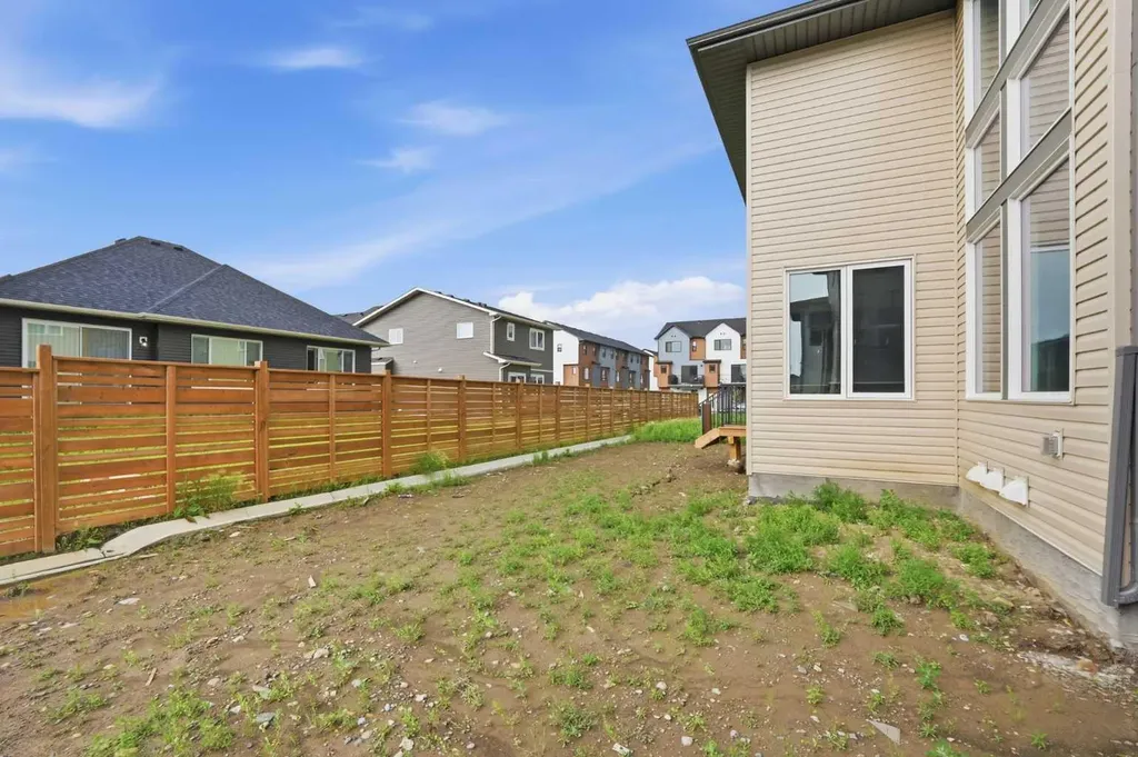 265 Dawson Wharf Crescent E Chestermere AB T1X 2X5