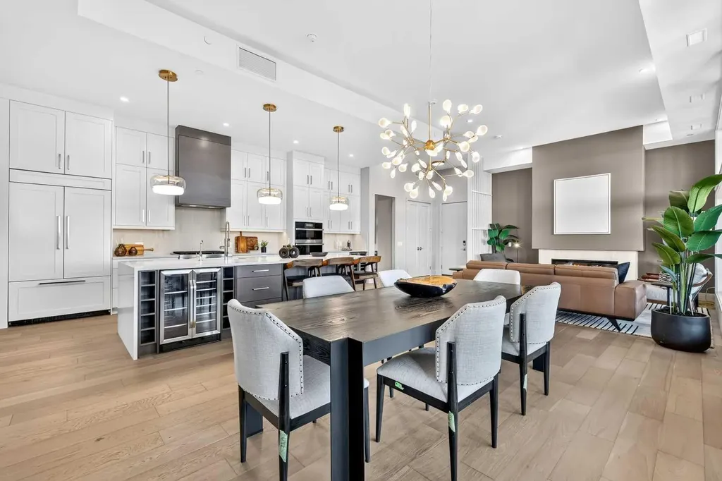 140 Marina Cove SE Calgary AB T3M 3P4
