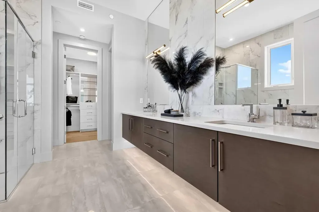 140 Marina Cove SE Calgary AB T3M 3P4