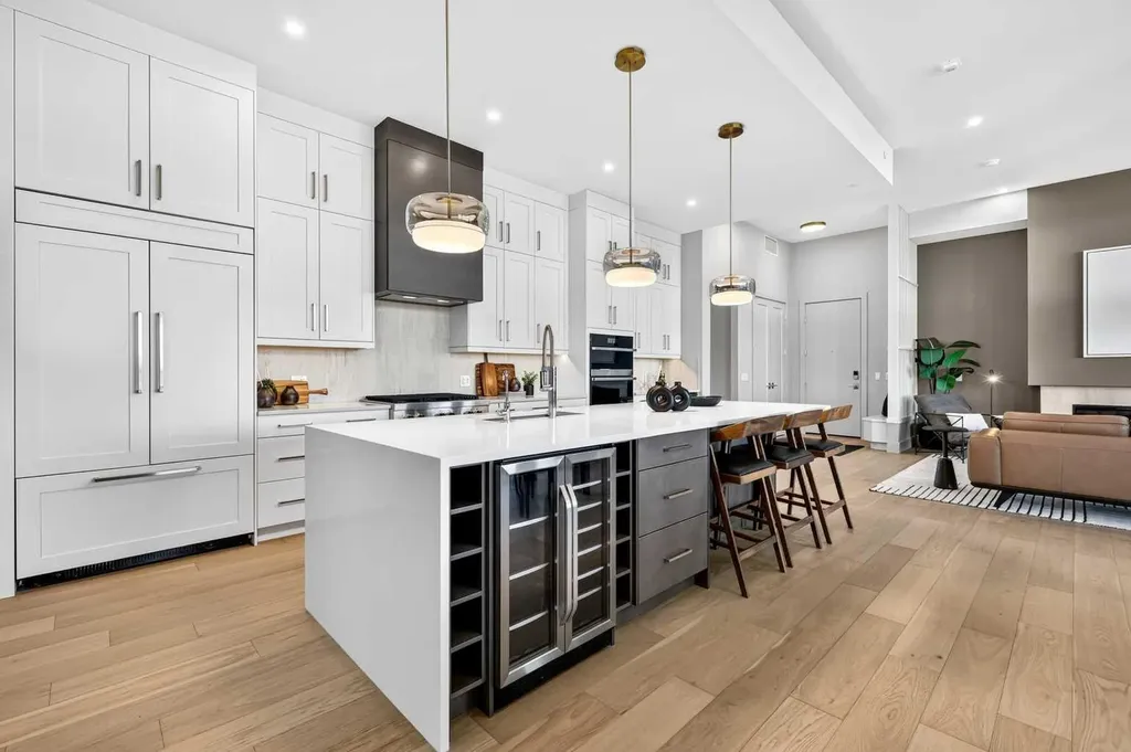 140 Marina Cove SE Calgary AB T3M 3P4