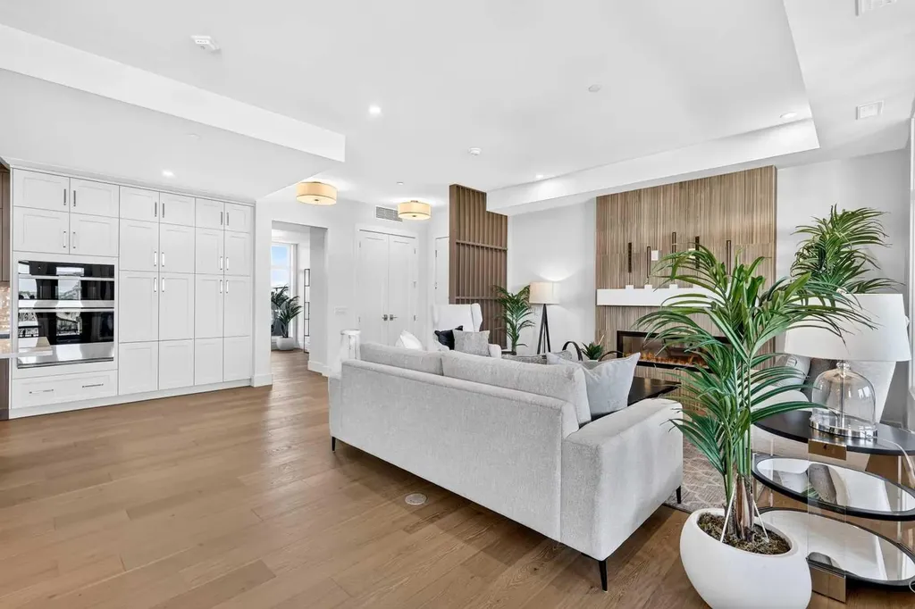 140 Marina Cove SE Calgary AB T3M 3P4