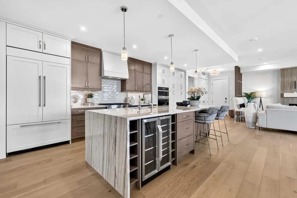 140 Marina Cove SE Calgary AB T3M 3P4