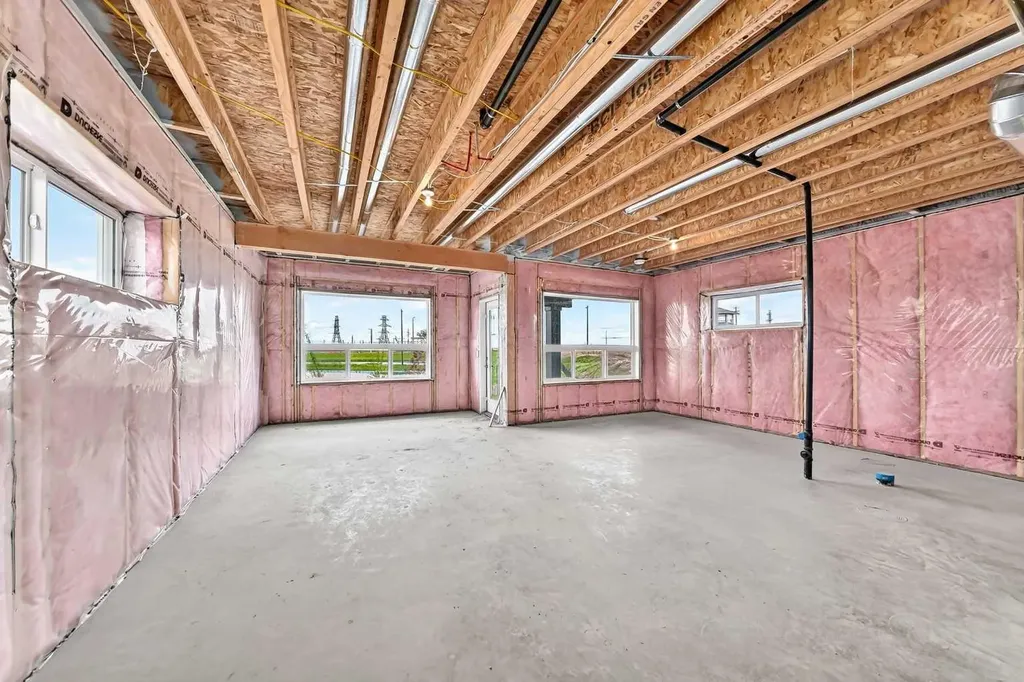 171 Corner Glen Grove NE Calgary AB T3N 2S3