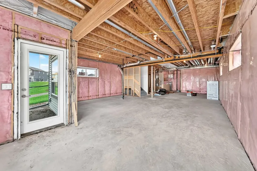 171 Corner Glen Grove NE Calgary AB T3N 2S3