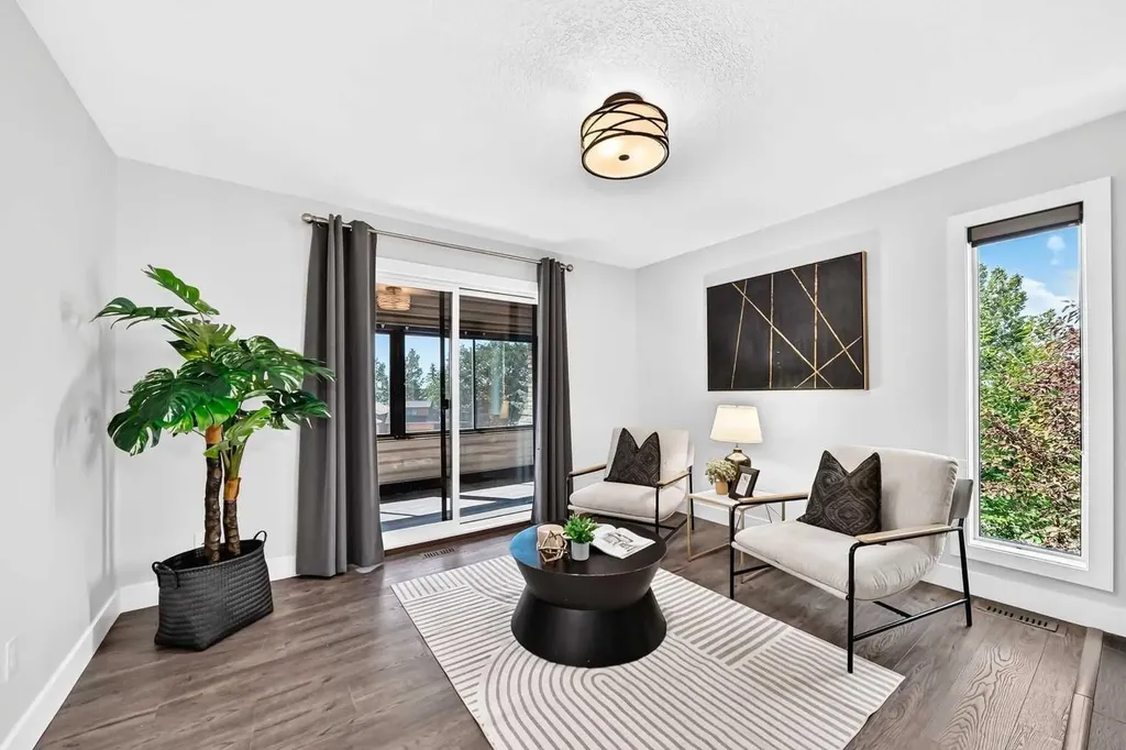 884 East Chestermere Chestermere AB T1X 1A7