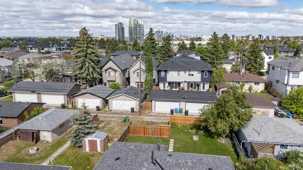 1410 42 Street SW Calgary AB T3C 1Z3