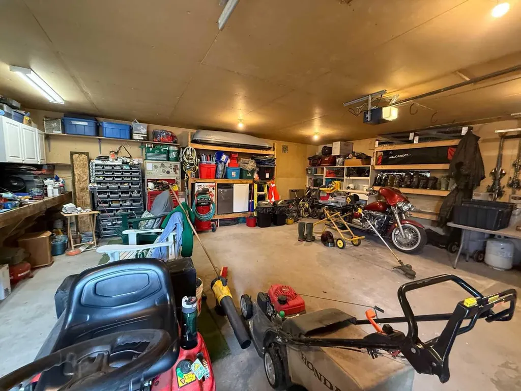 106 Sunwapta Drive Hinton AB T7V 1G3