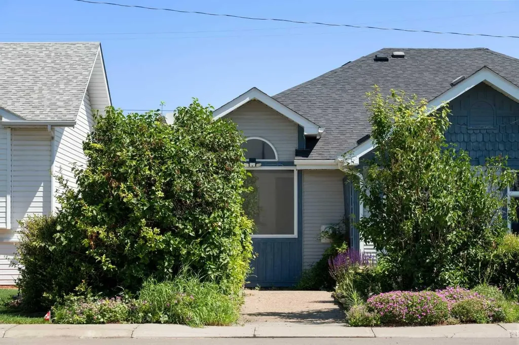 412 9 Street Beiseker AB T0M0G0
