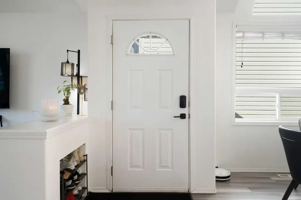412 9 Street Beiseker AB T0M0G0