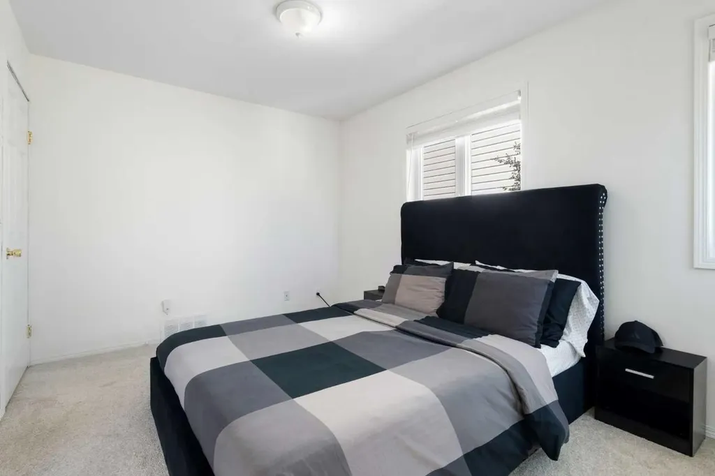 412 9 Street Beiseker AB T0M0G0