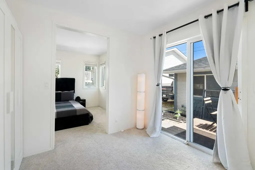 412 9 Street Beiseker AB T0M0G0