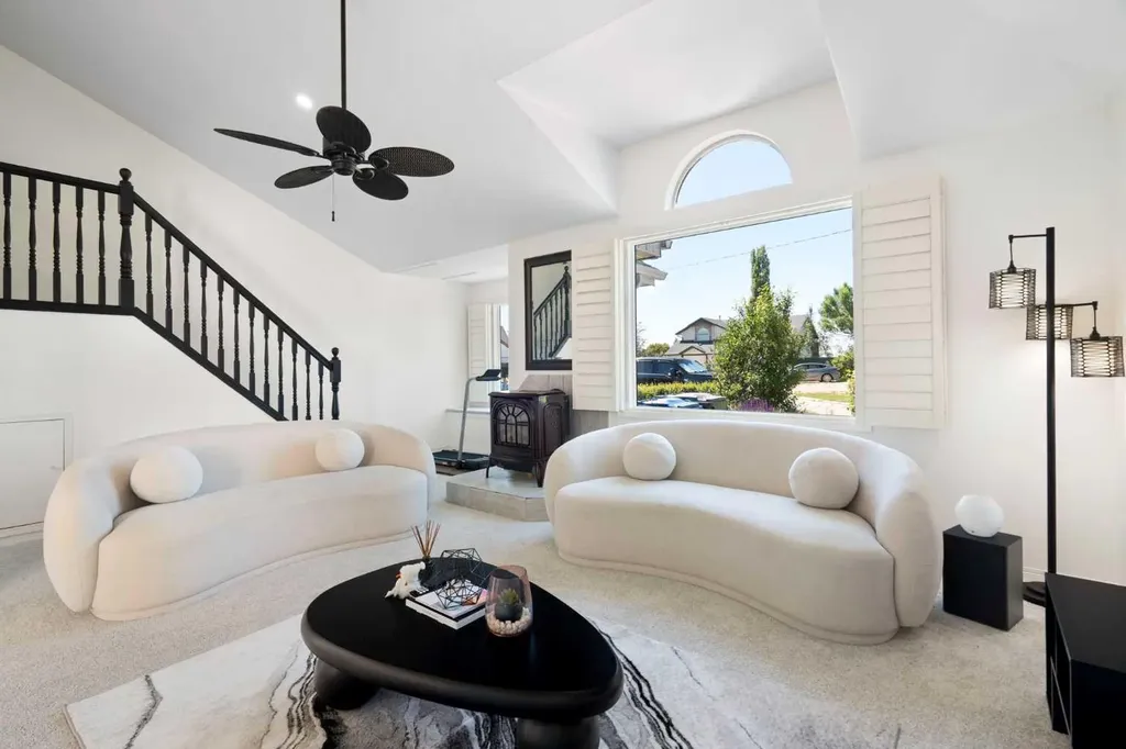 412 9 Street Beiseker AB T0M0G0