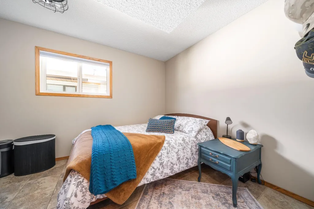 1630 31 Street SE Medicine Hat AB T1A8J8