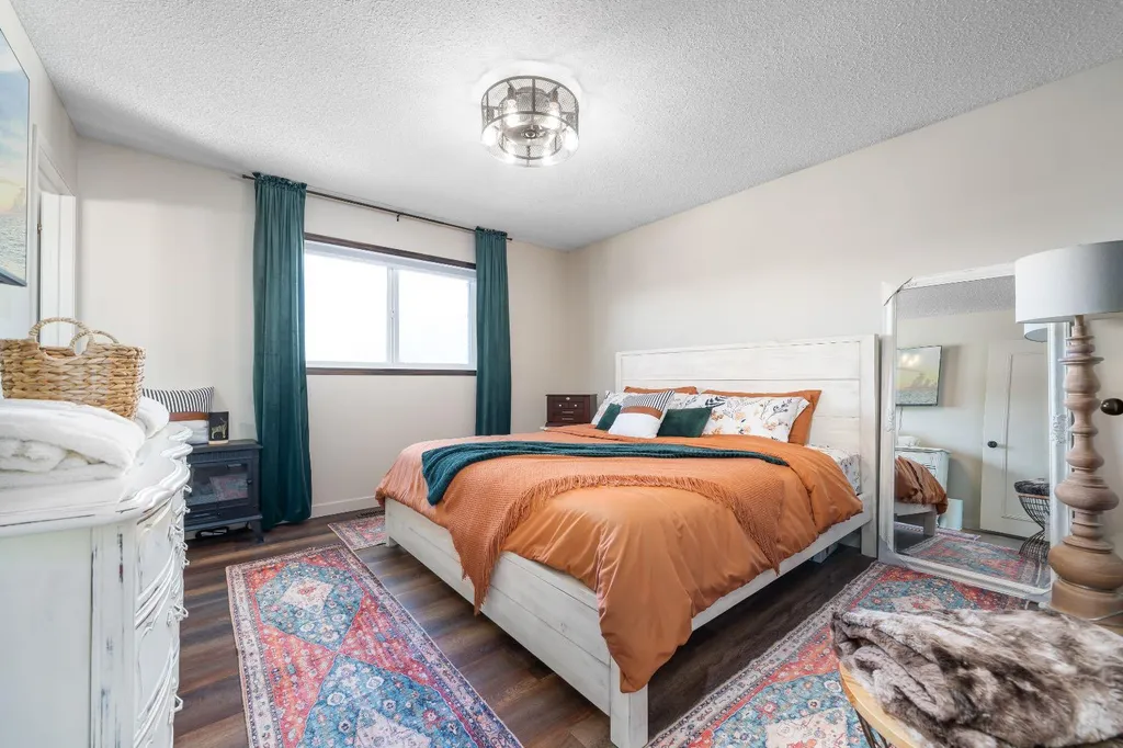 1630 31 Street SE Medicine Hat AB T1A8J8