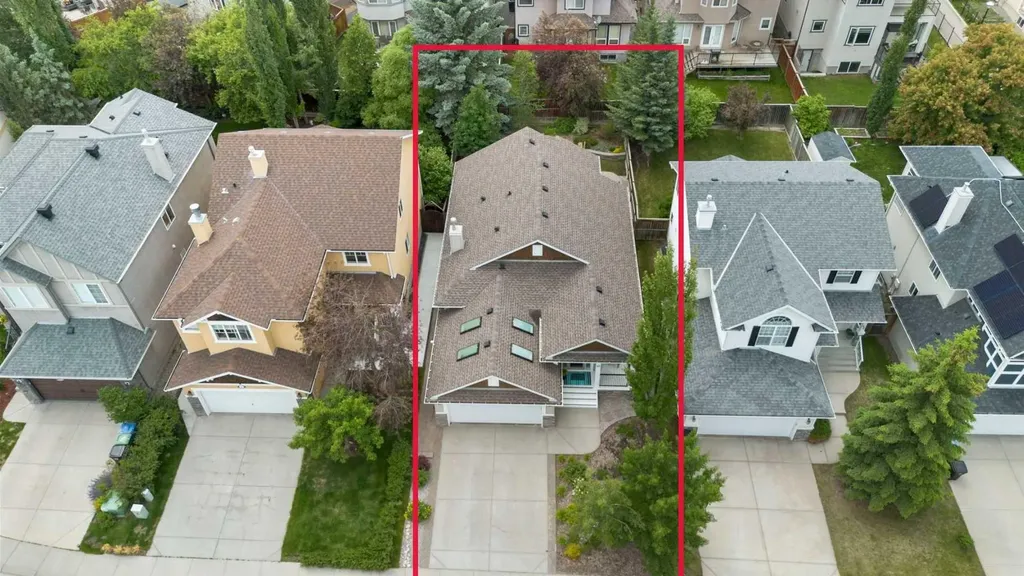 60 Cougar Ridge View Calgary AB T3H 4X3