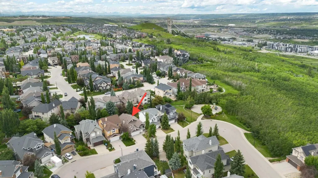 60 Cougar Ridge View Calgary AB T3H 4X3