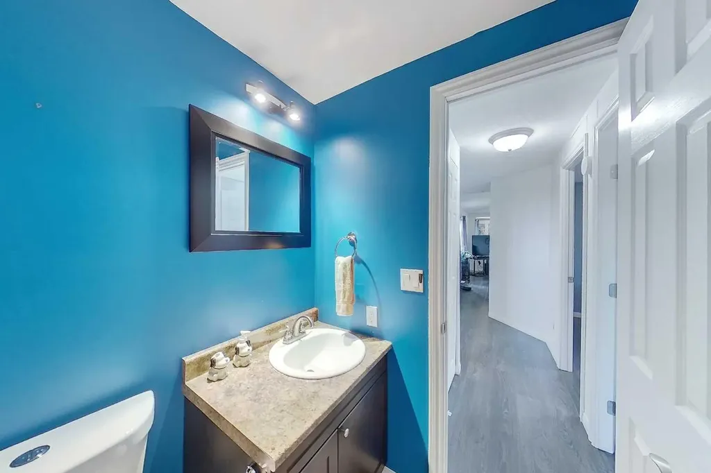 9 10 Street Canyon Creek AB T0G2M0