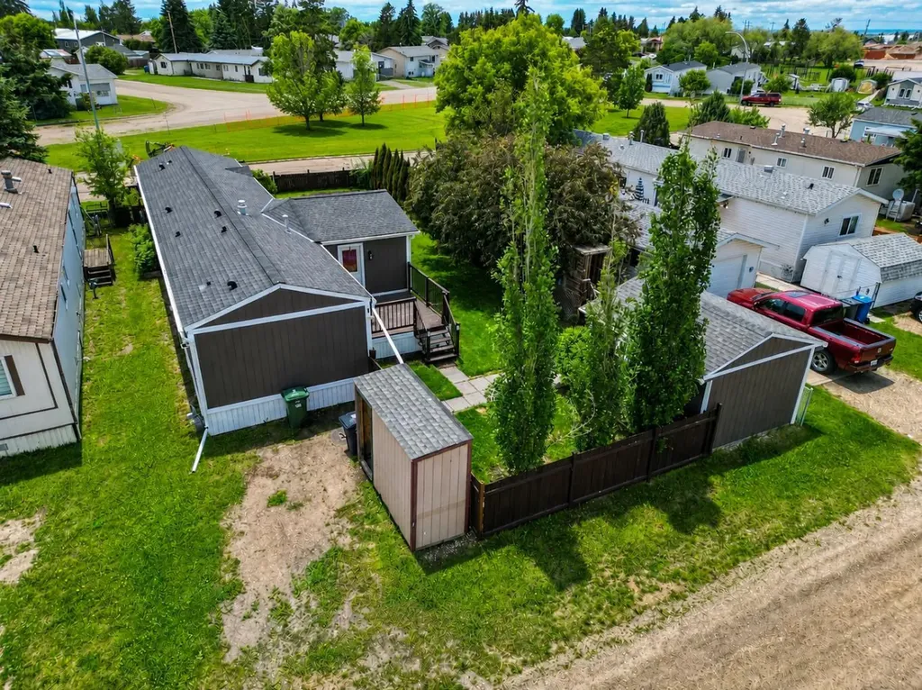 4716 41 Street Crescent Innisfail AB T4G 1J7