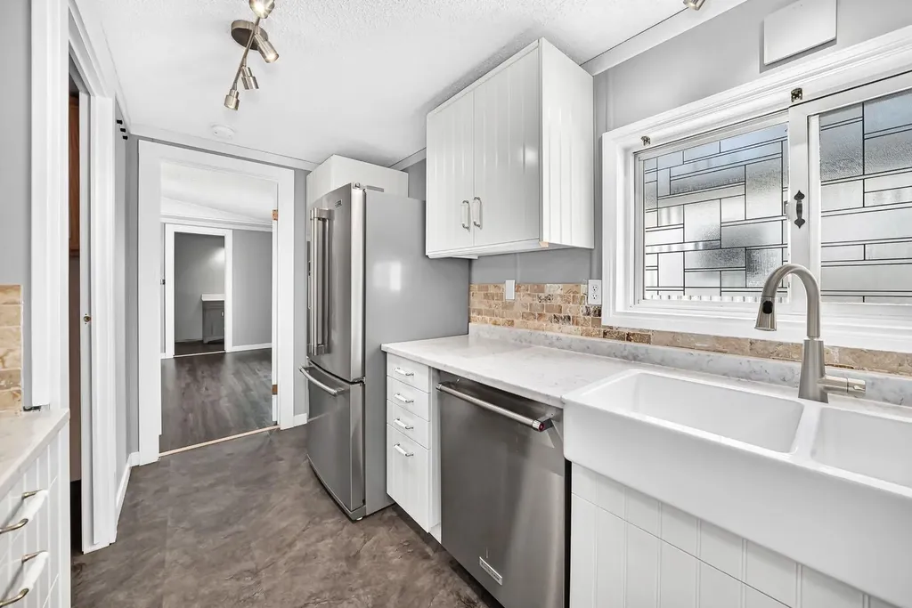 4716 41 Street Crescent Innisfail AB T4G 1J7