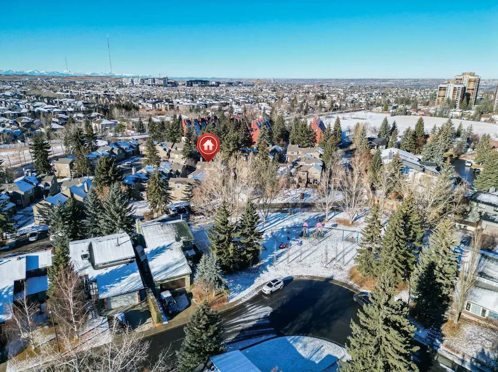 829 Coach Bluff Crescent SW Calgary AB T3H 1B1