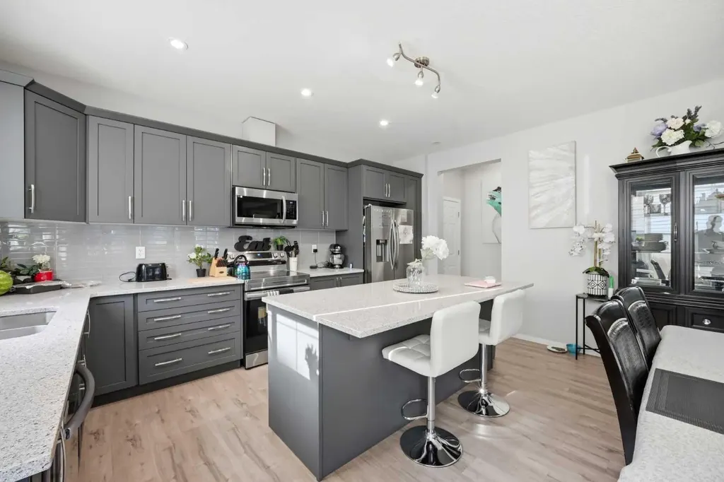 52 Cityline Point NE Calgary AB T3N 2H7