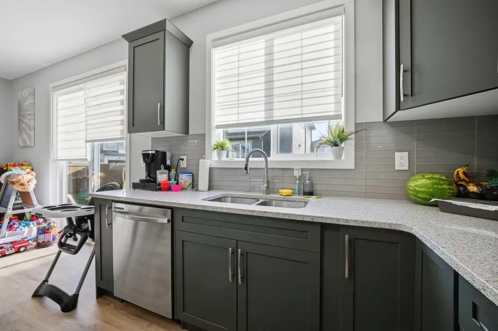 52 Cityline Point NE Calgary AB T3N 2H7