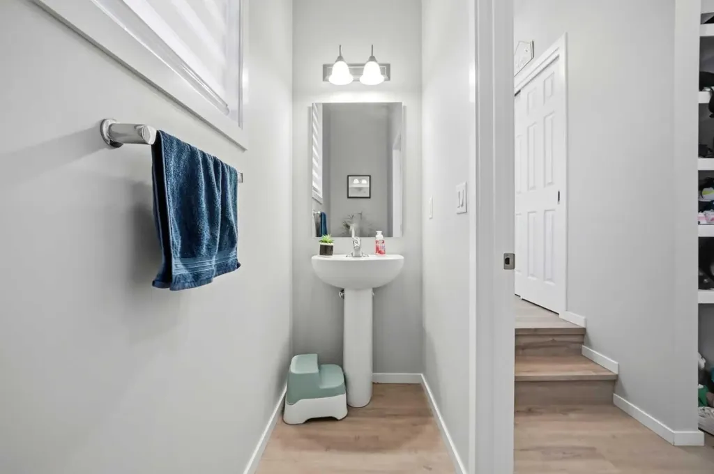 52 Cityline Point NE Calgary AB T3N 2H7