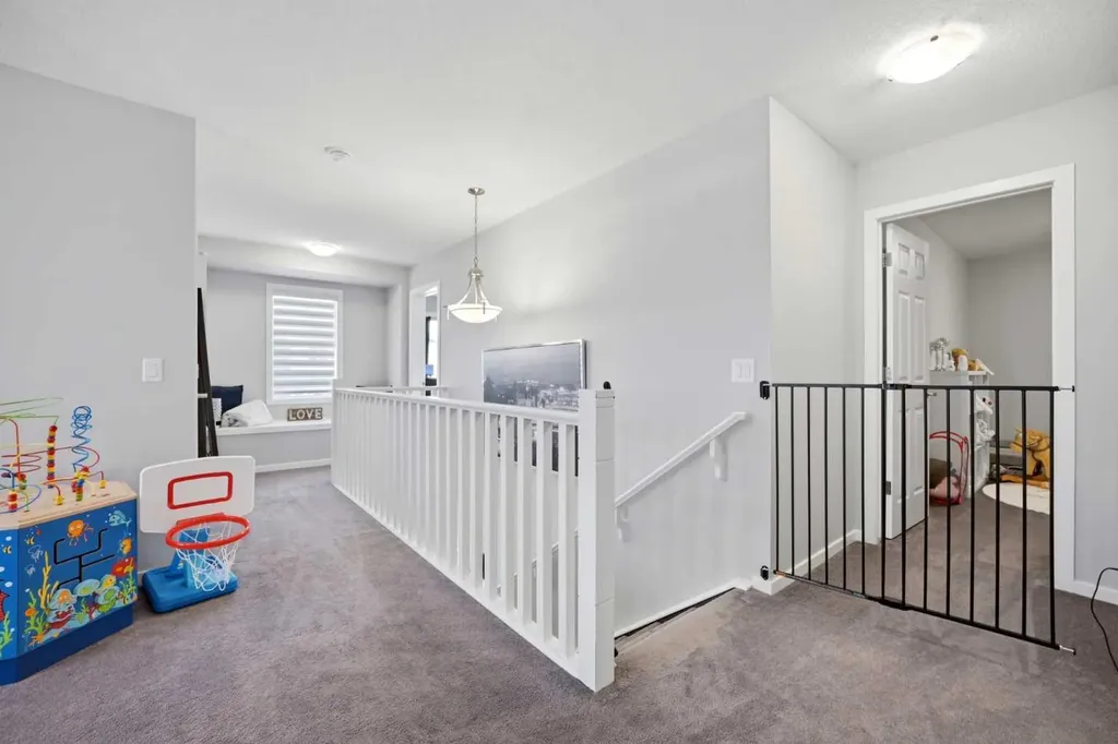 52 Cityline Point NE Calgary AB T3N 2H7