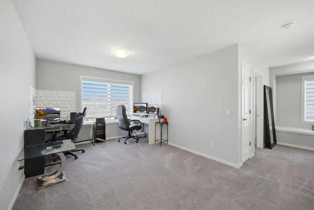 52 Cityline Point NE Calgary AB T3N 2H7