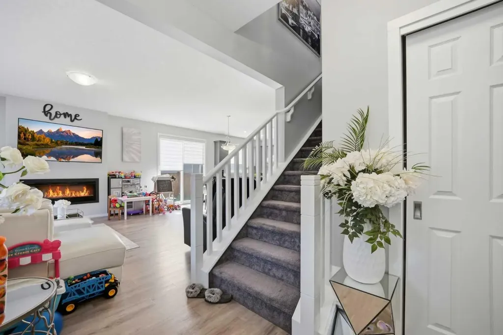 52 Cityline Point NE Calgary AB T3N 2H7