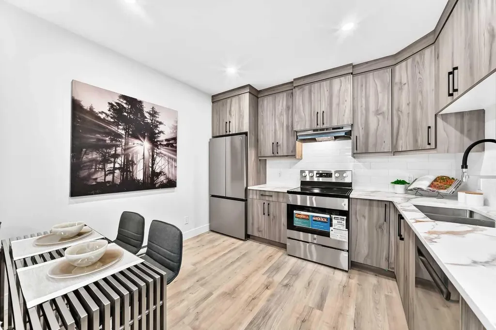 3106 15 Avenue SW Calgary AB T3C 0Y6