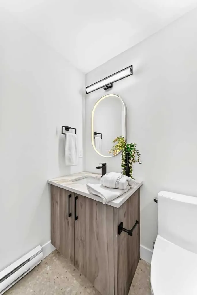 3106 15 Avenue SW Calgary AB T3C 0Y6