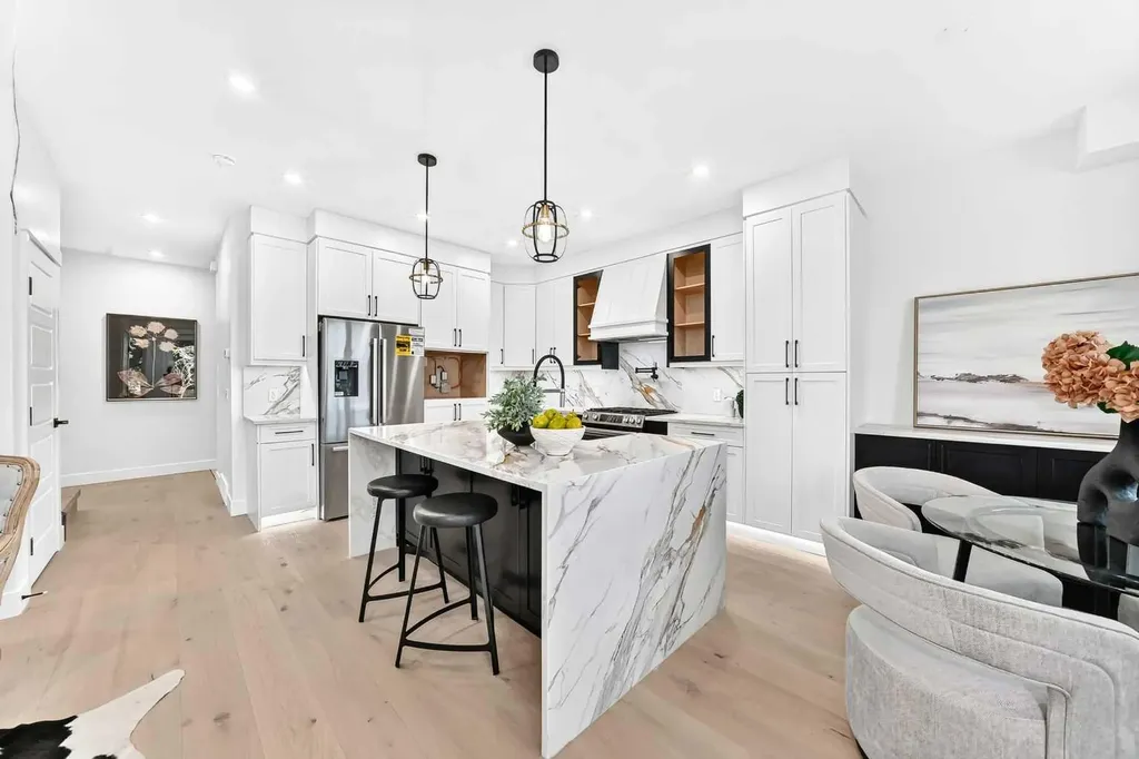3106 15 Avenue SW Calgary AB T3C 0Y6
