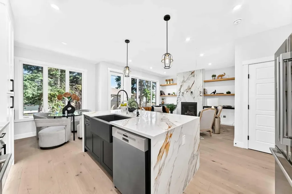 3106 15 Avenue SW Calgary AB T3C 0Y6